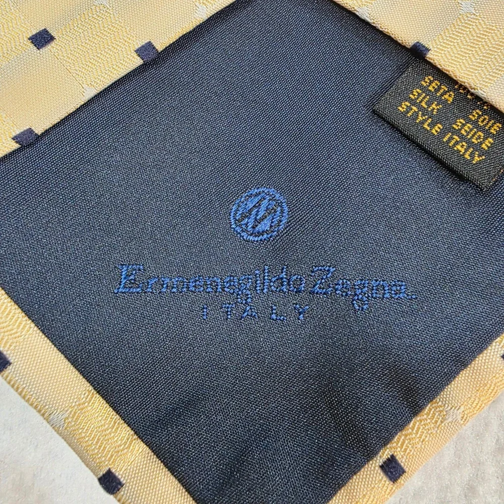 Ermenegildo Zegna Mens Silk Tie Tan Gold Geometric Diamond Made in Italy NWT